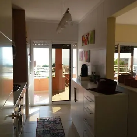Sea & Sunset - Cozy Apartment. *